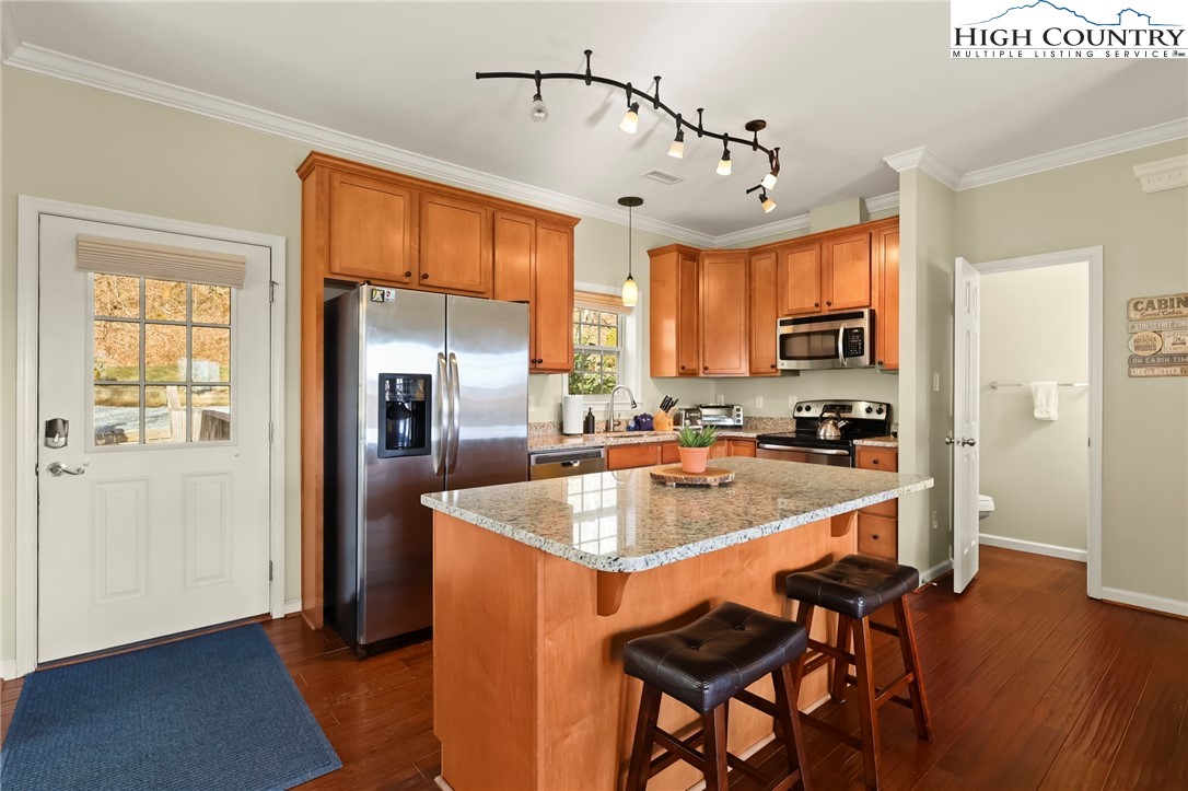 290 Alpine Drive