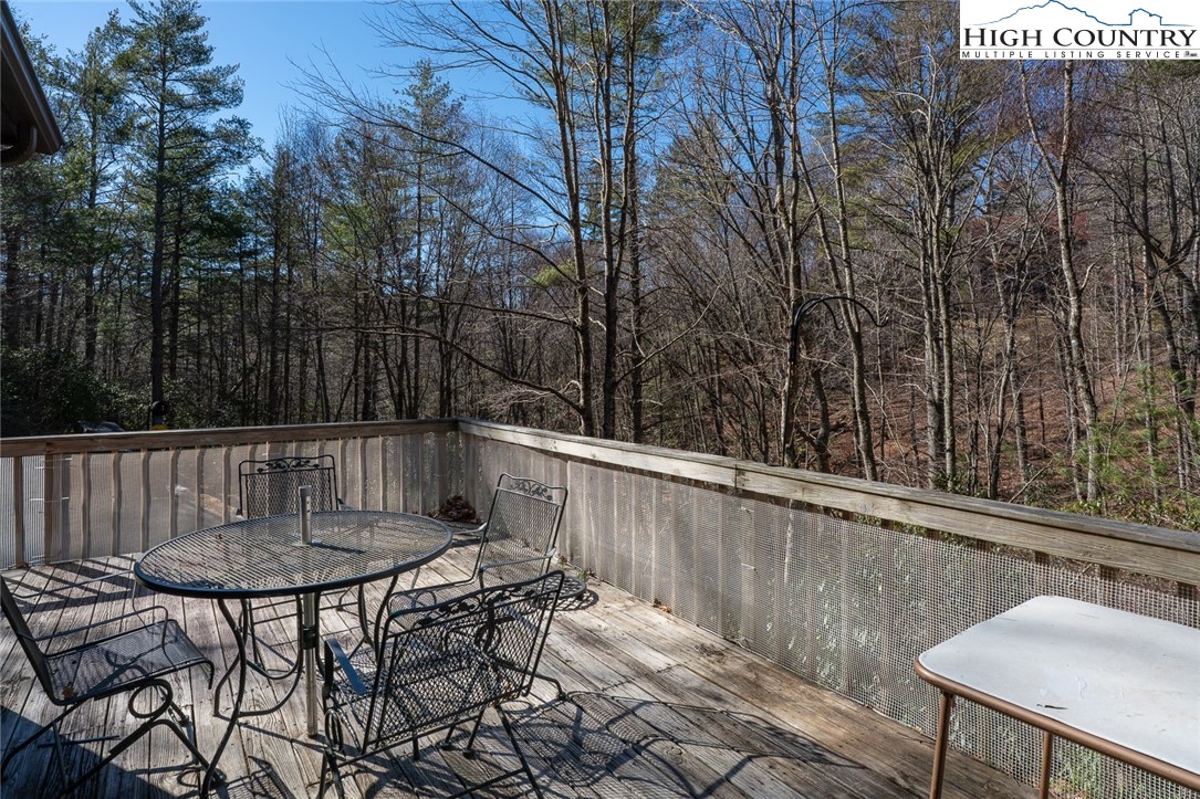1059 Campbell Glen Lane