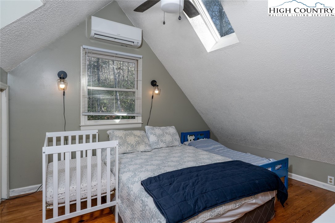 1059 Campbell Glen Lane