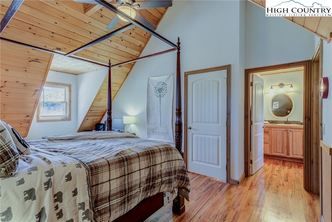352 Woodbriar Drive