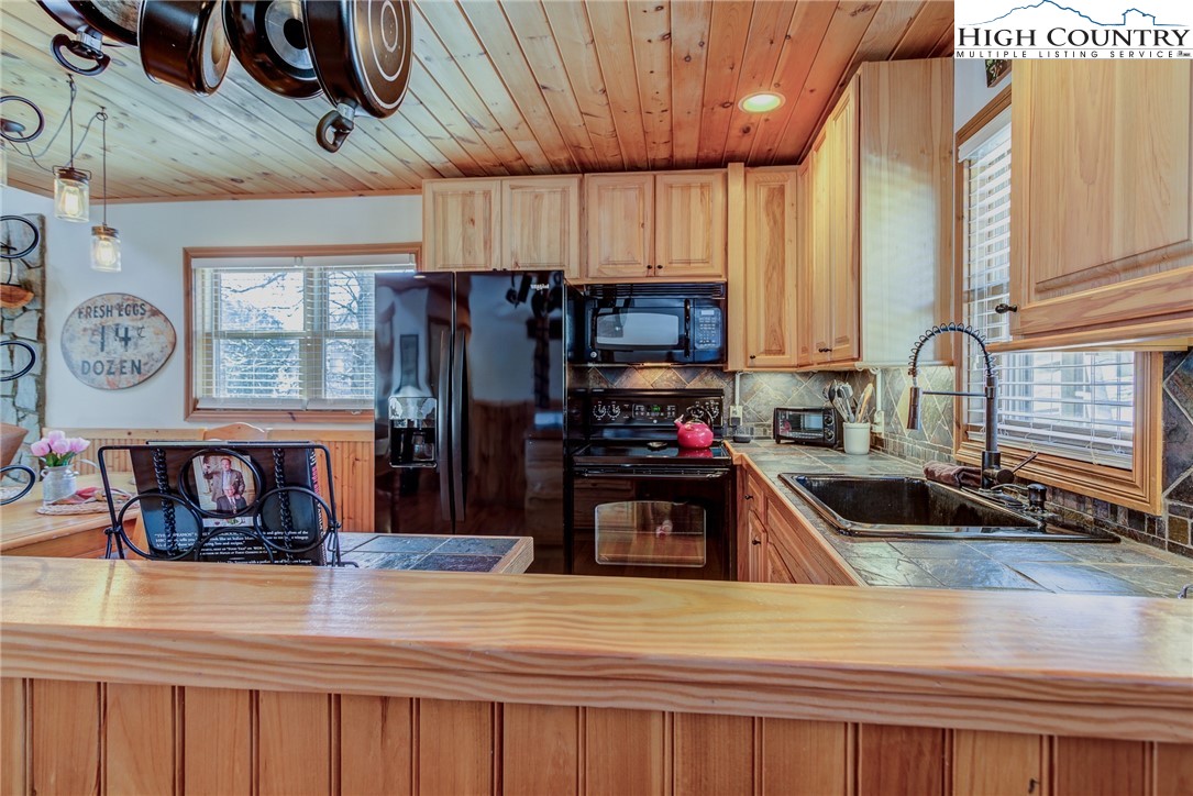 352 Woodbriar Drive