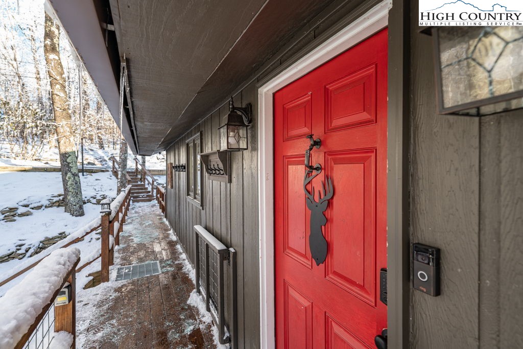 1404 Beech Mountain Parkway
