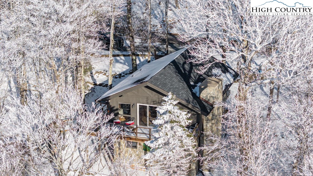 1404 Beech Mountain Parkway