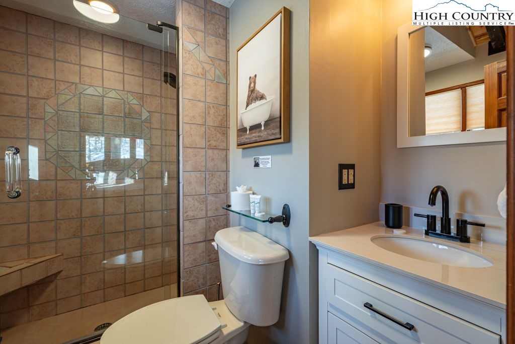 1404 Beech Mountain Parkway