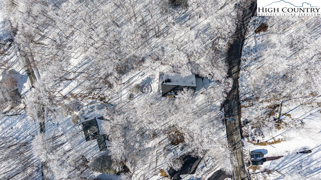 1404 Beech Mountain Parkway