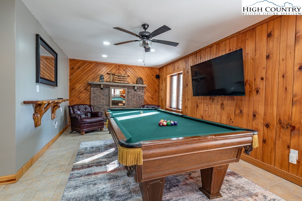 1404 Beech Mountain Parkway