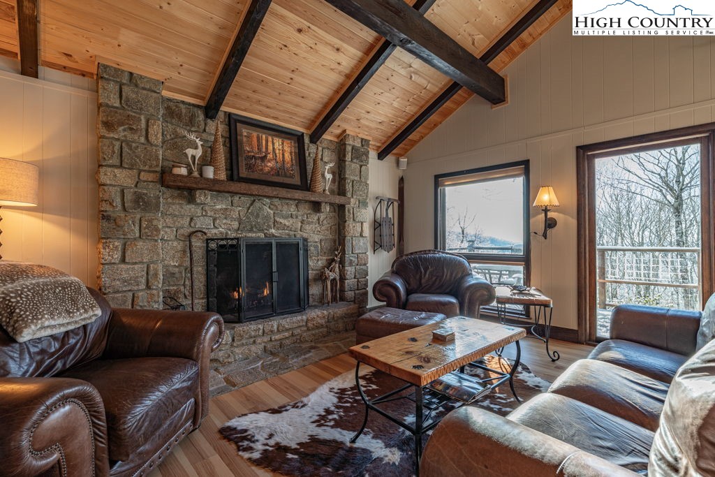 1404 Beech Mountain Parkway