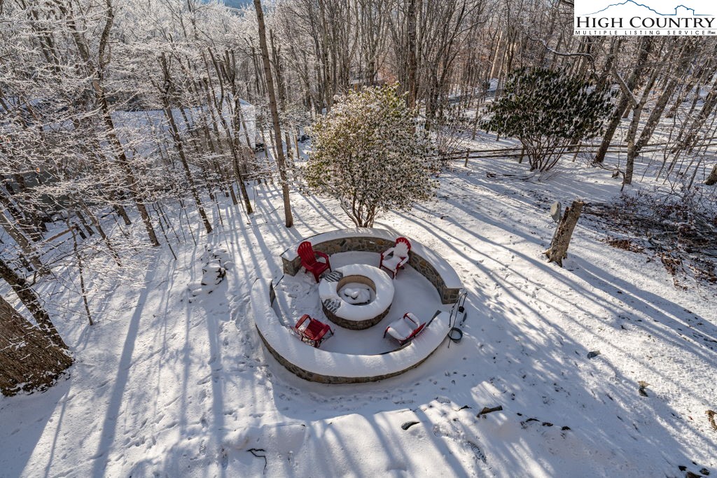 1404 Beech Mountain Parkway