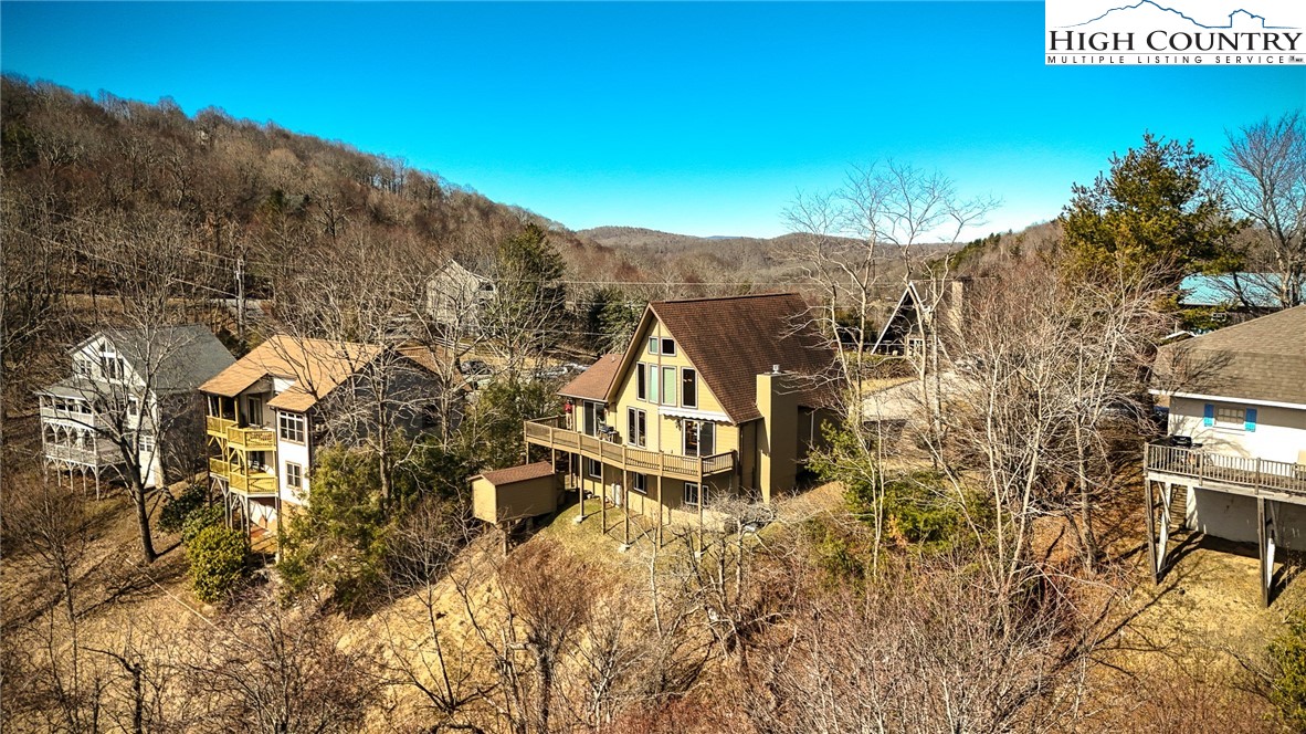 168 Grovers Knob