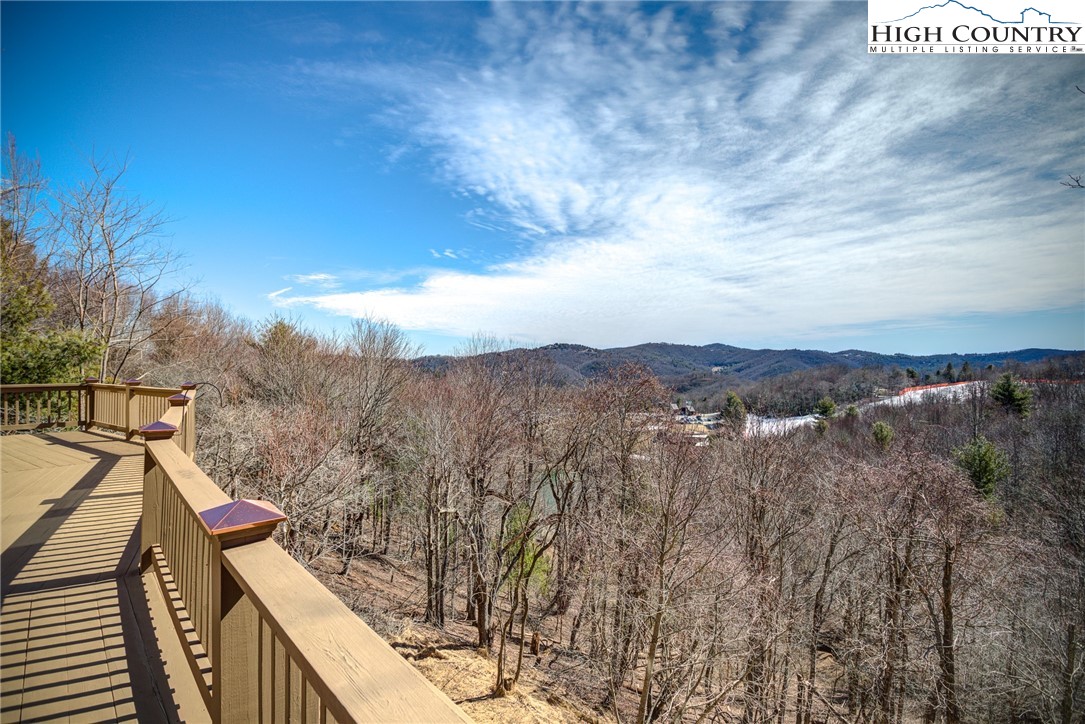 168 Grovers Knob