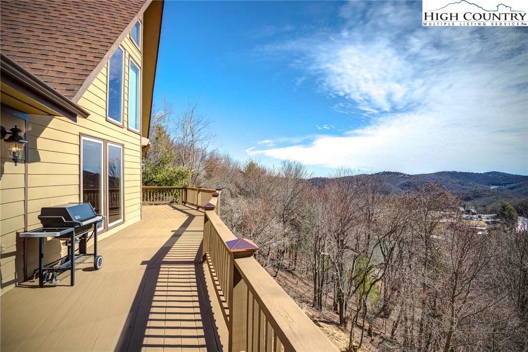 168 Grovers Knob