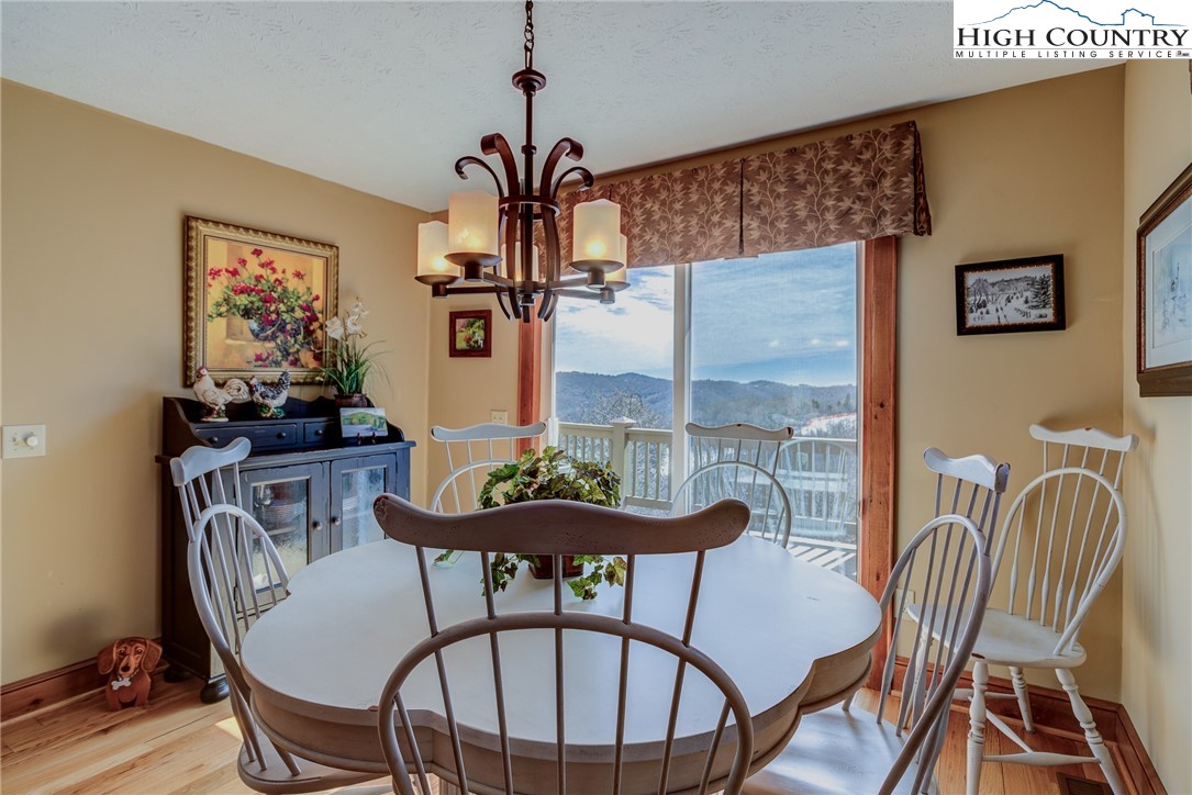 168 Grovers Knob