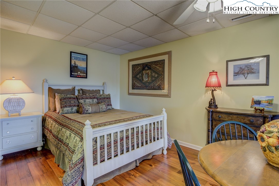 168 Grovers Knob