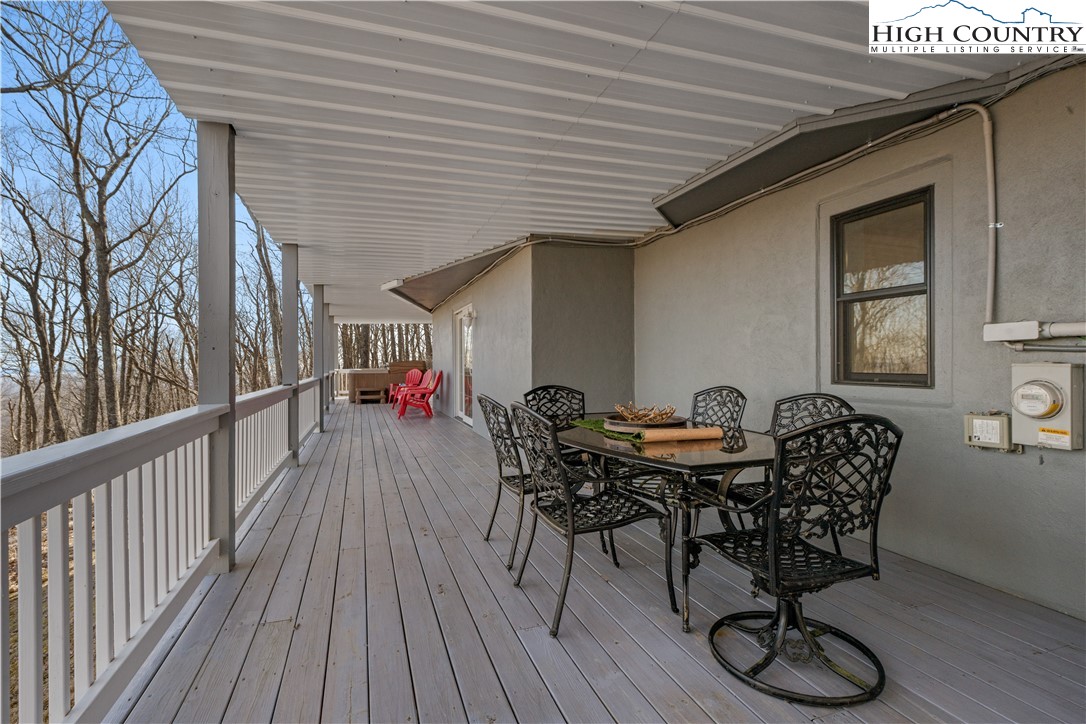 570 Running Deer Trail