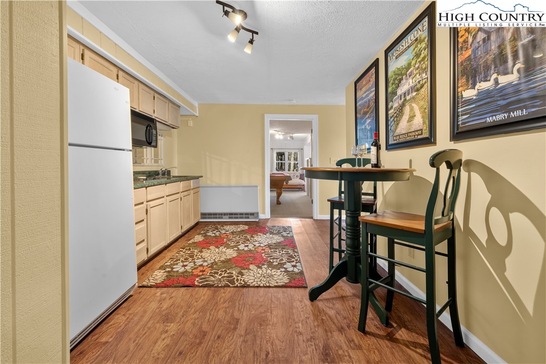 570 Running Deer Trail