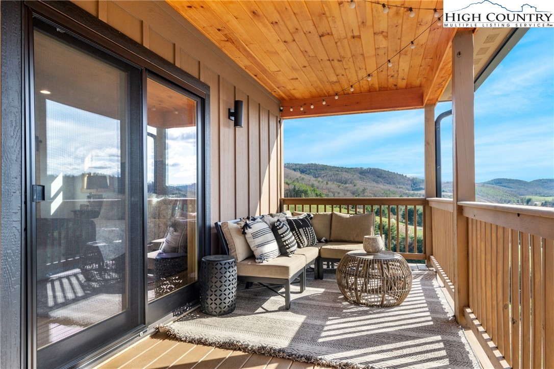 527 Cedar Trail