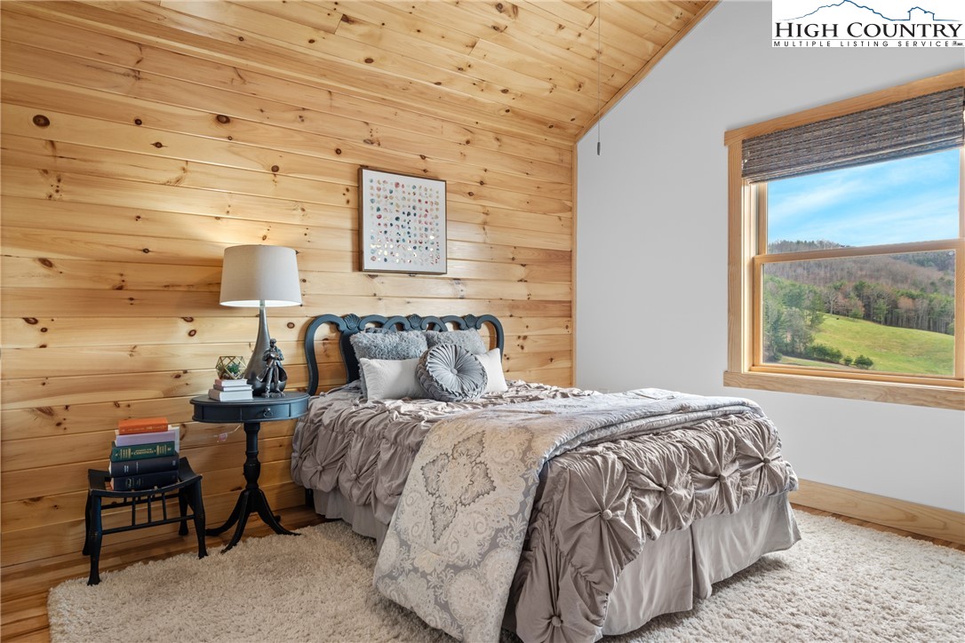 527 Cedar Trail