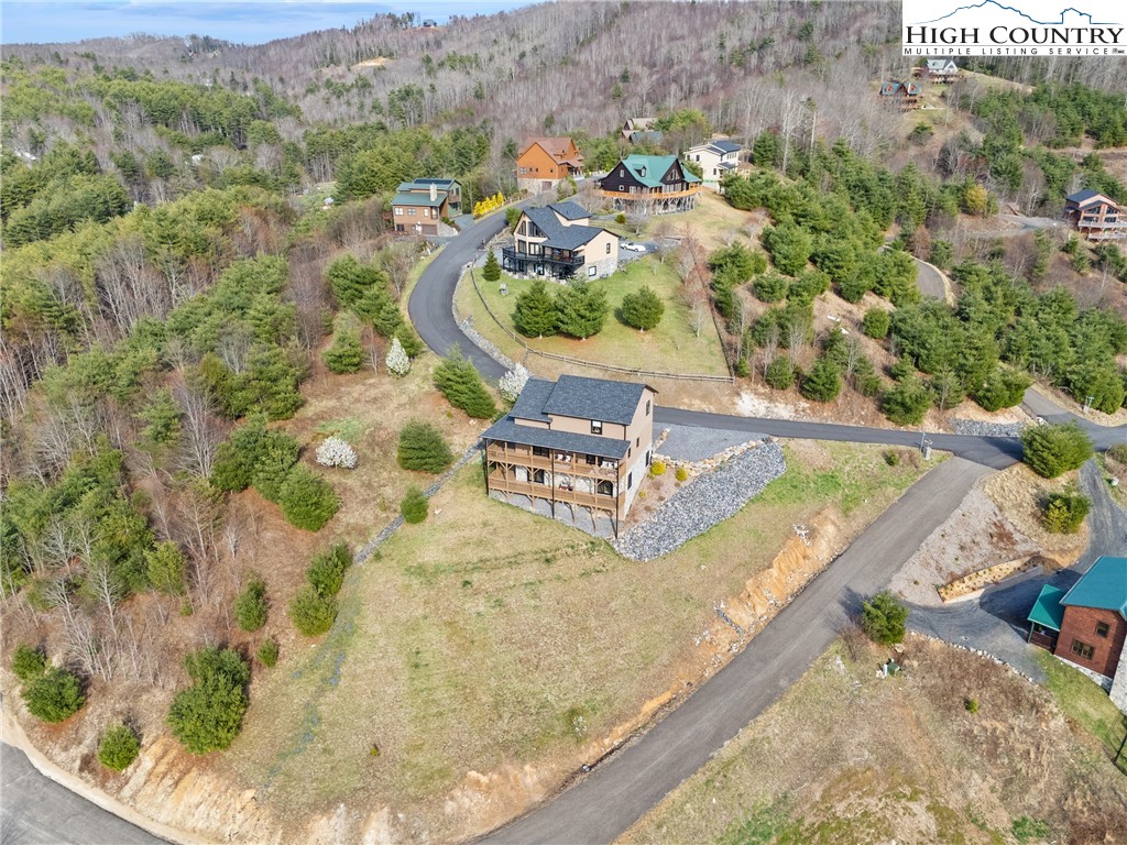 527 Cedar Trail