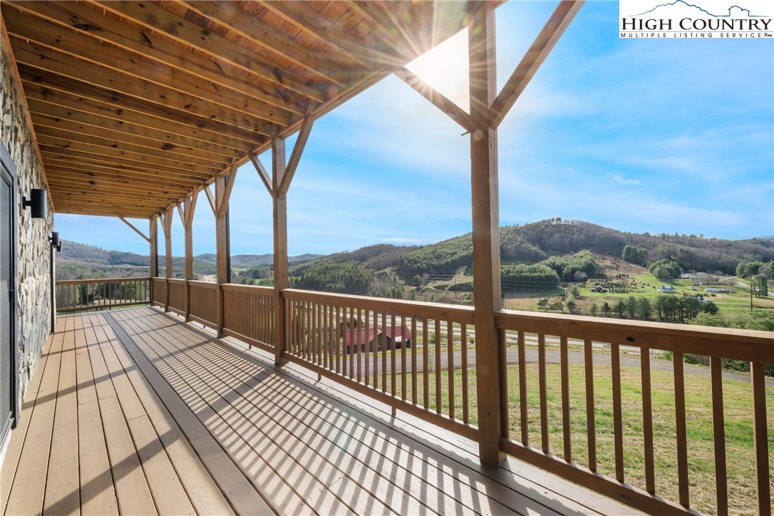 527 Cedar Trail