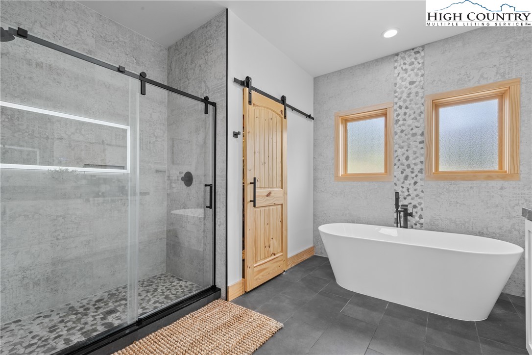 527 Cedar Trail