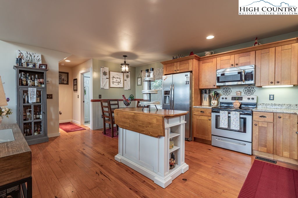 125 Misty Creek Drive