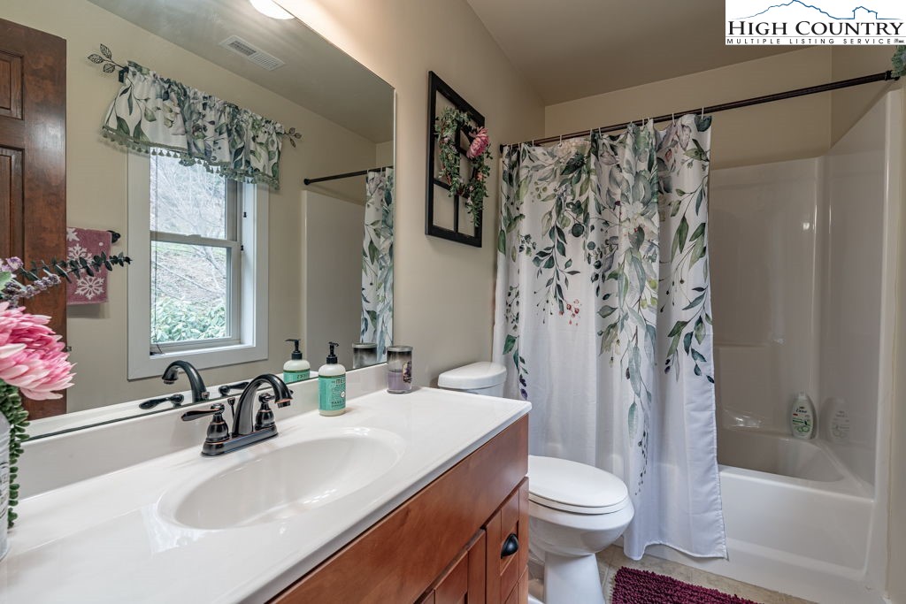 125 Misty Creek Drive