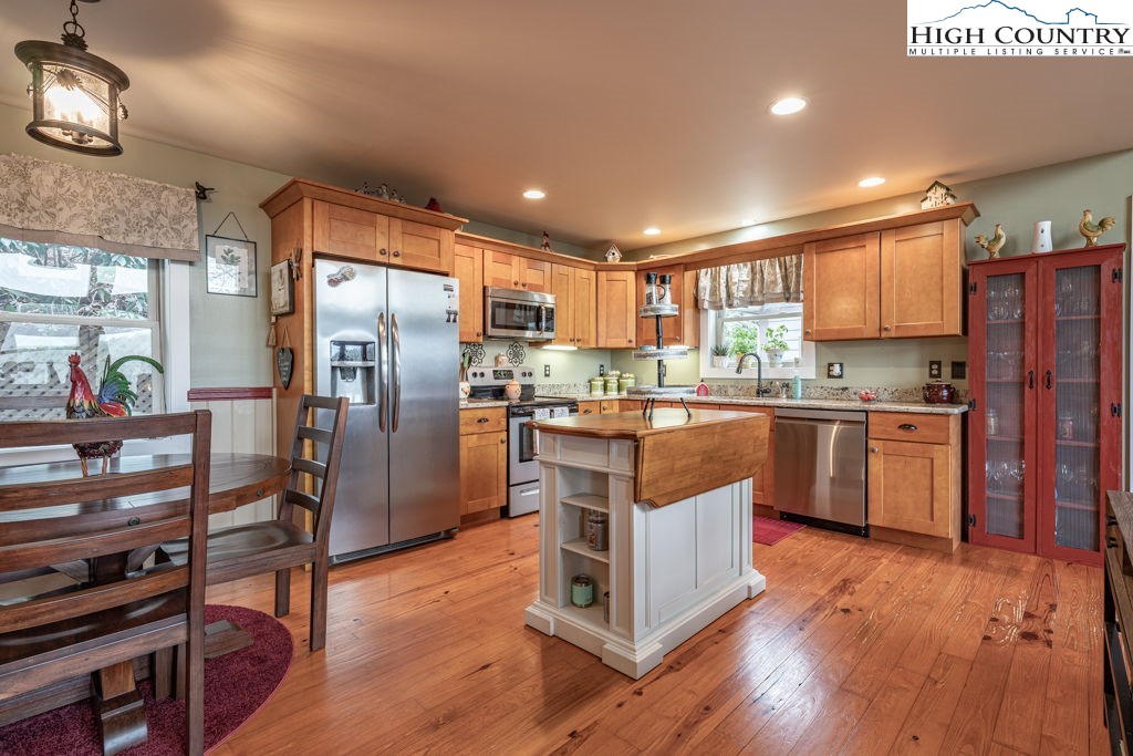 125 Misty Creek Drive
