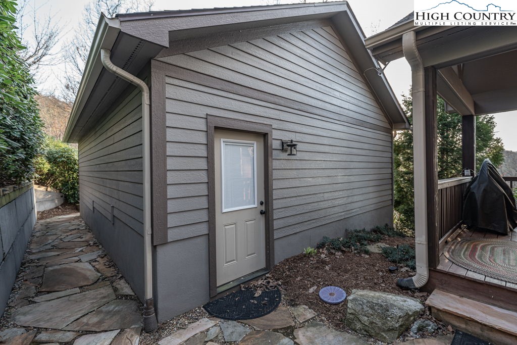 125 Misty Creek Drive