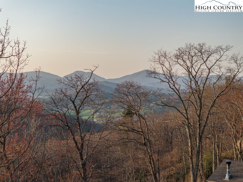 125 Misty Creek Drive