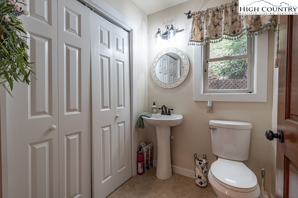125 Misty Creek Drive