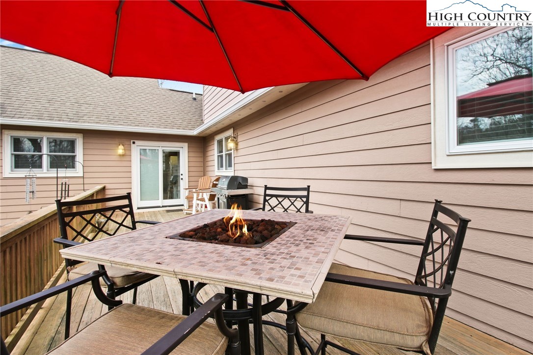 671 Parkcrest Drive