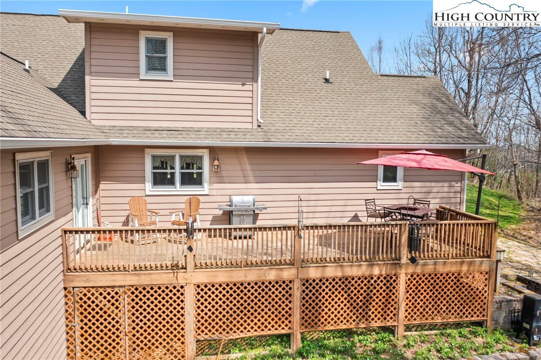 671 Parkcrest Drive