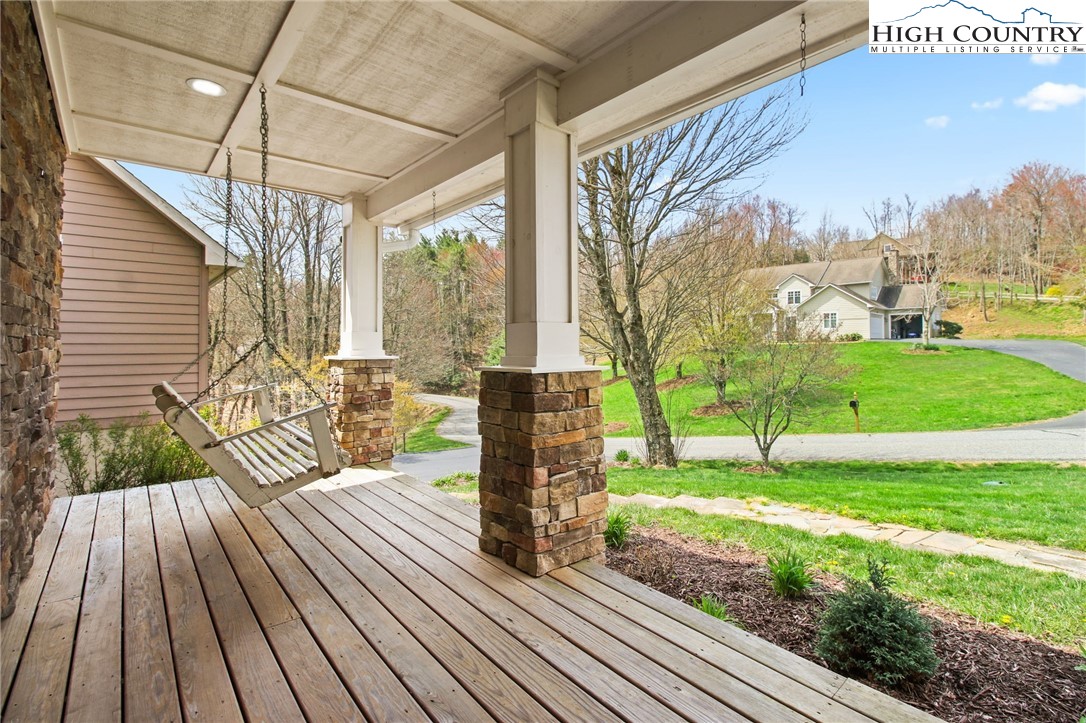 671 Parkcrest Drive
