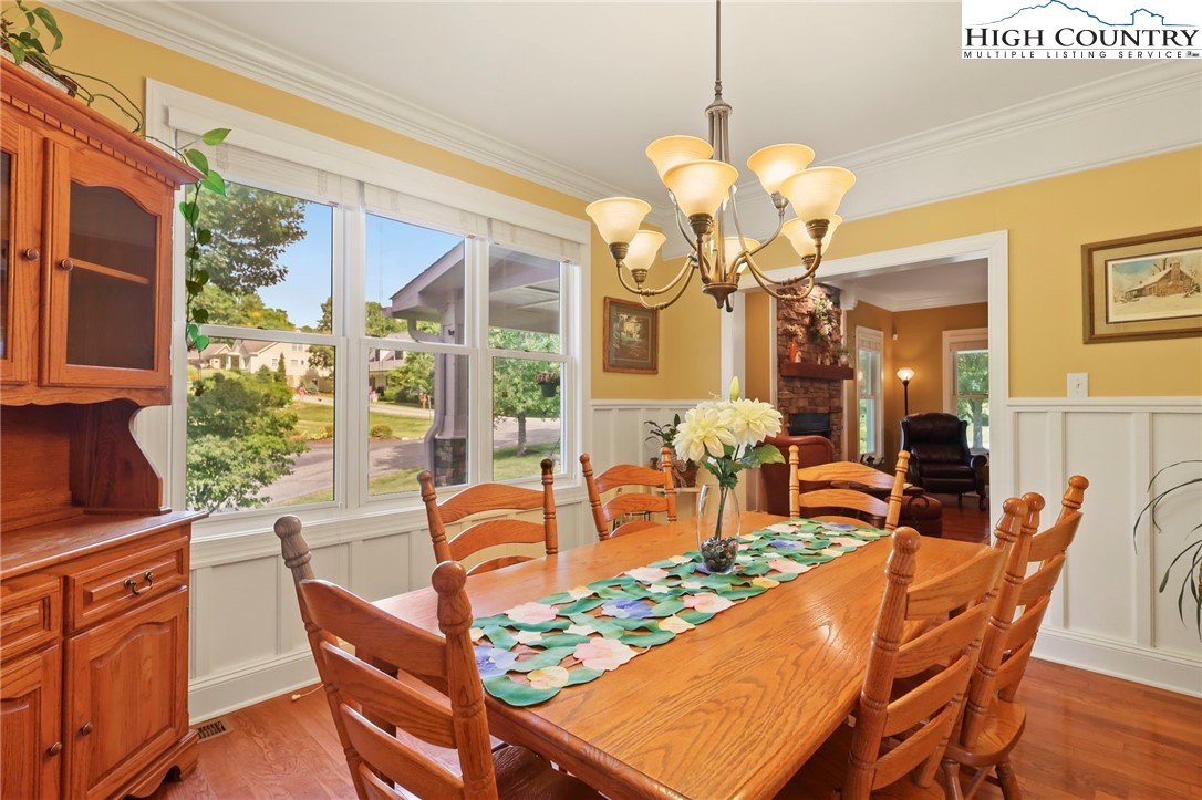 671 Parkcrest Drive