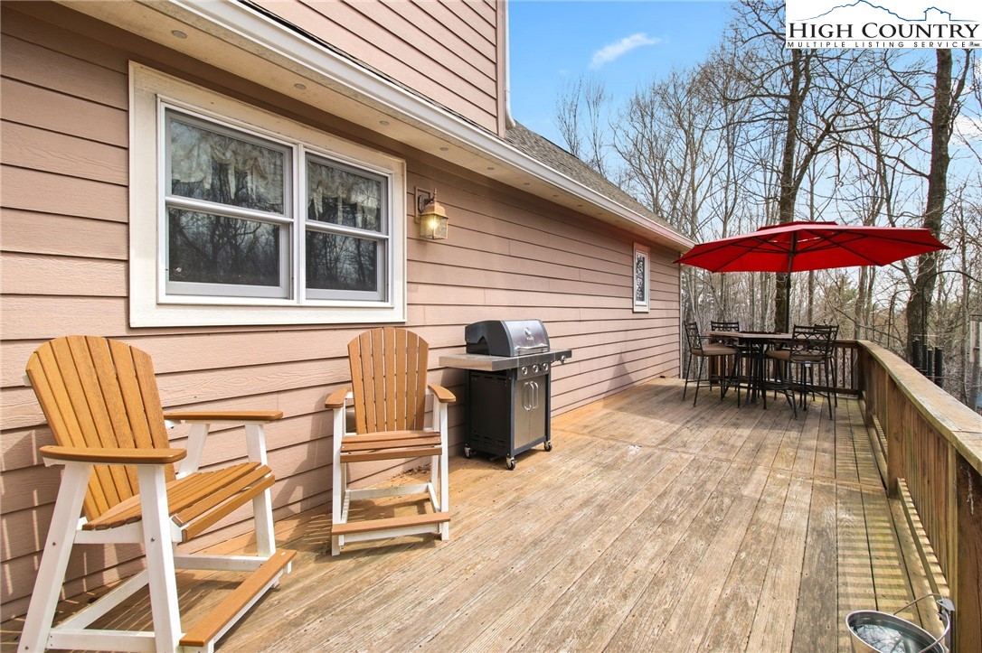 671 Parkcrest Drive