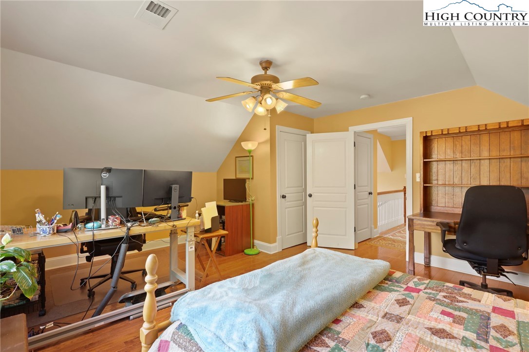 671 Parkcrest Drive