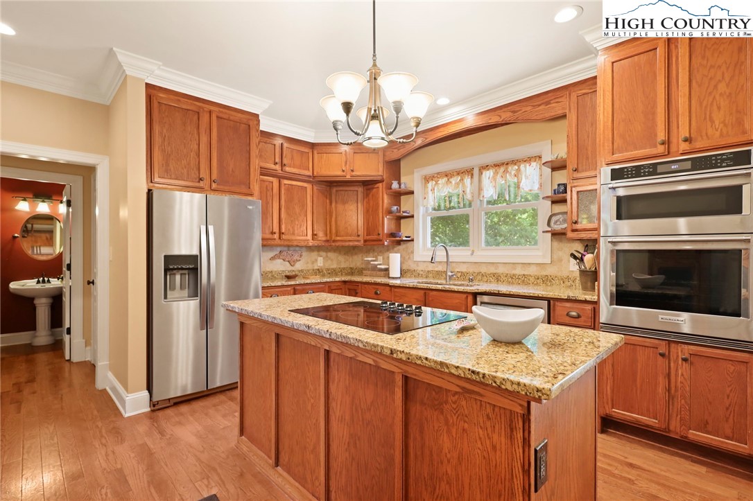671 Parkcrest Drive