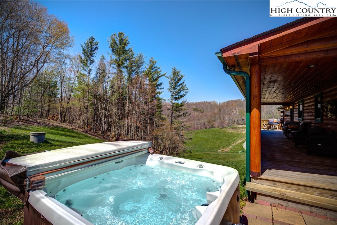 245 Deer Run Circle