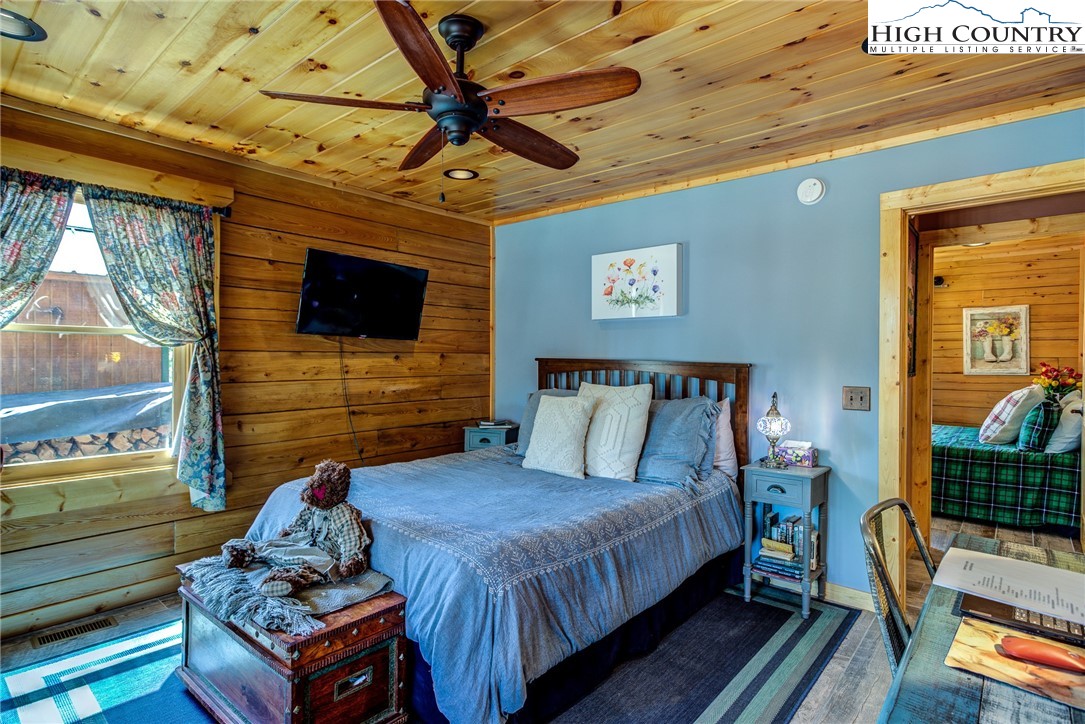 245 Deer Run Circle