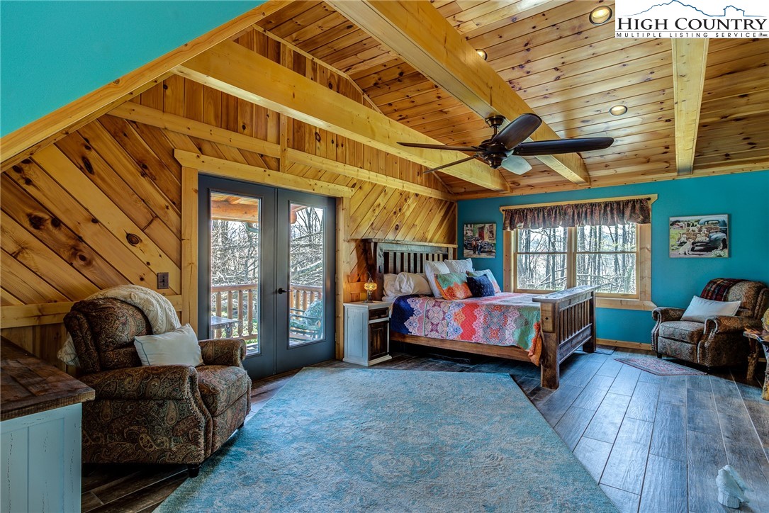 245 Deer Run Circle