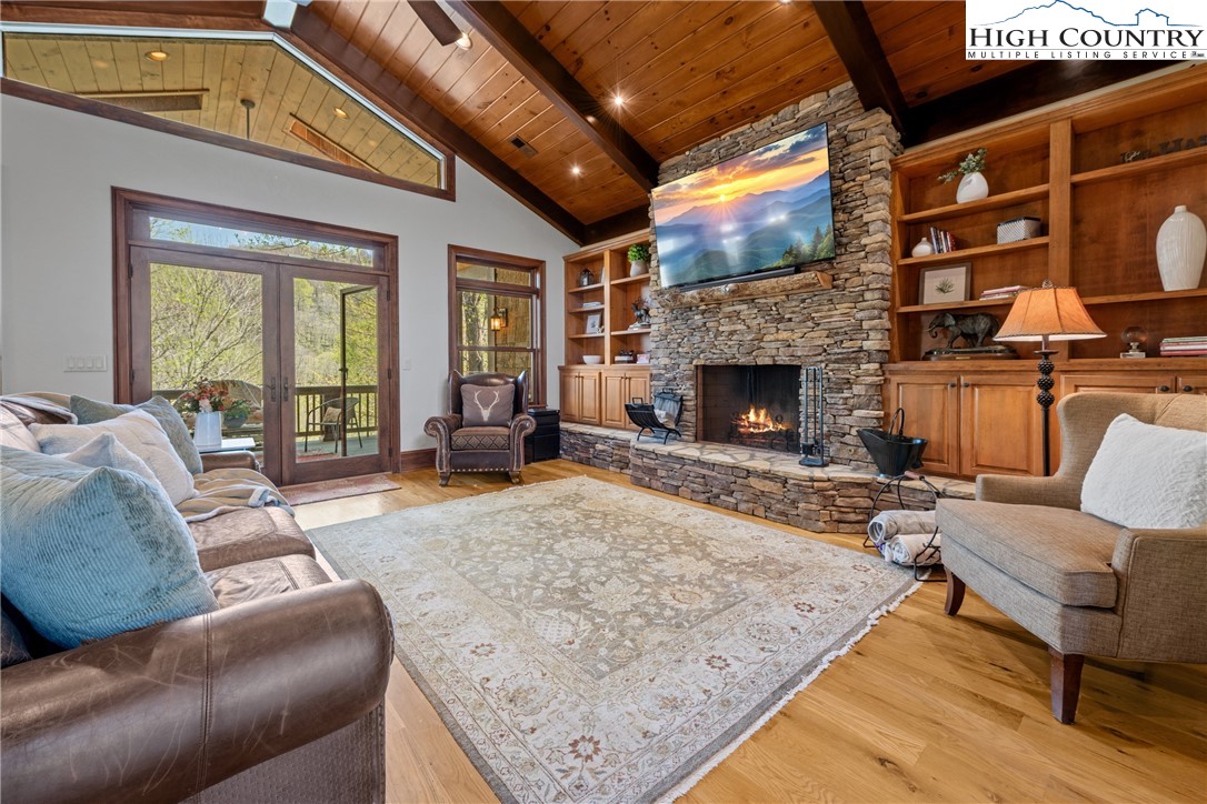 1293 Orchard Lane