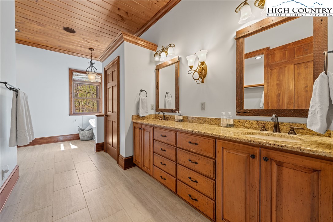 1293 Orchard Lane