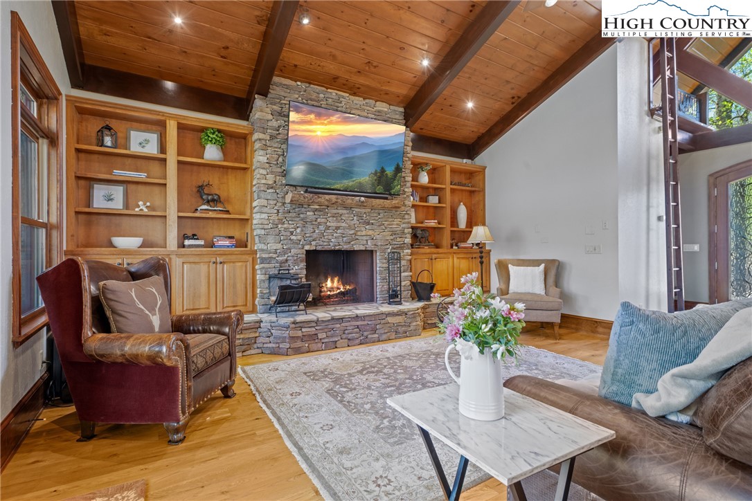 1293 Orchard Lane