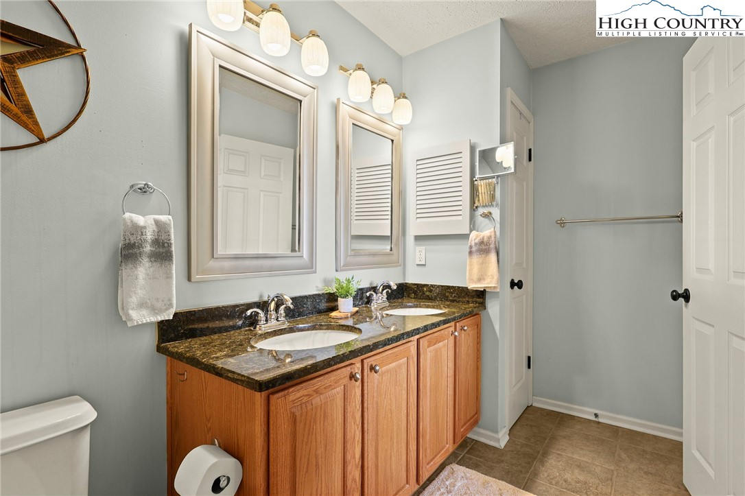 510 Elderberry Ridge Road H201