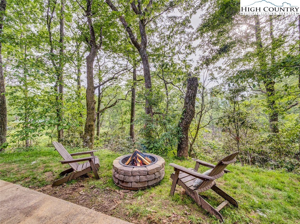 1060 Seven Oaks Road