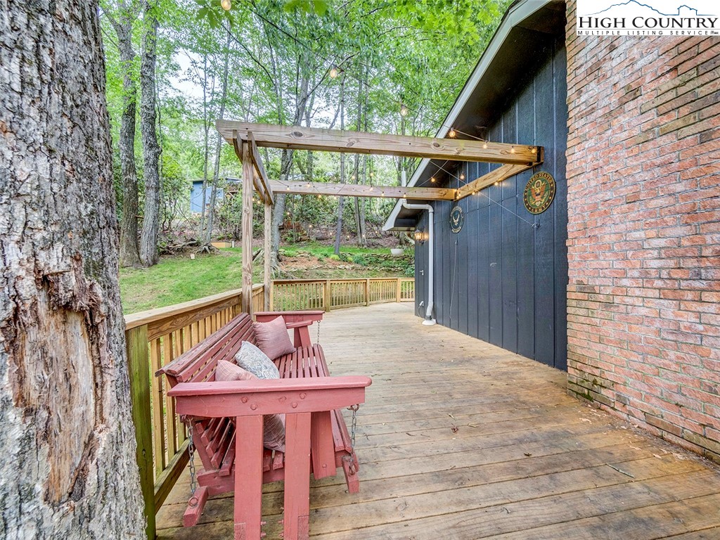 1060 Seven Oaks Road