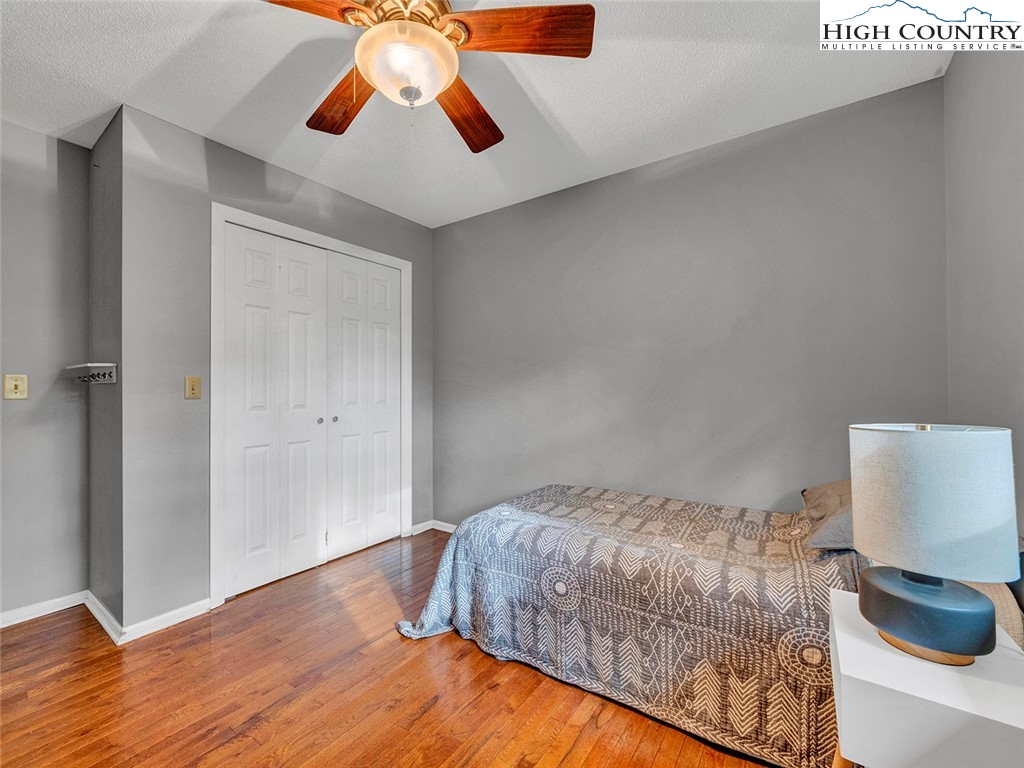 1060 Seven Oaks Road