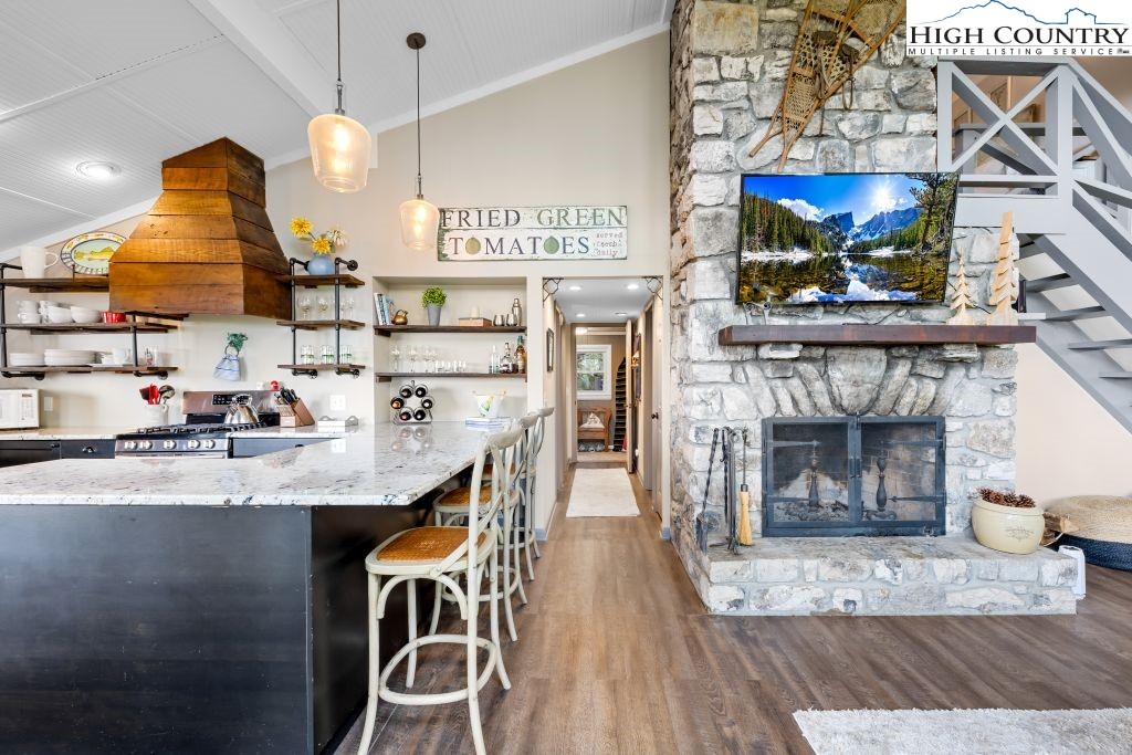 844 Pine Ridge Road