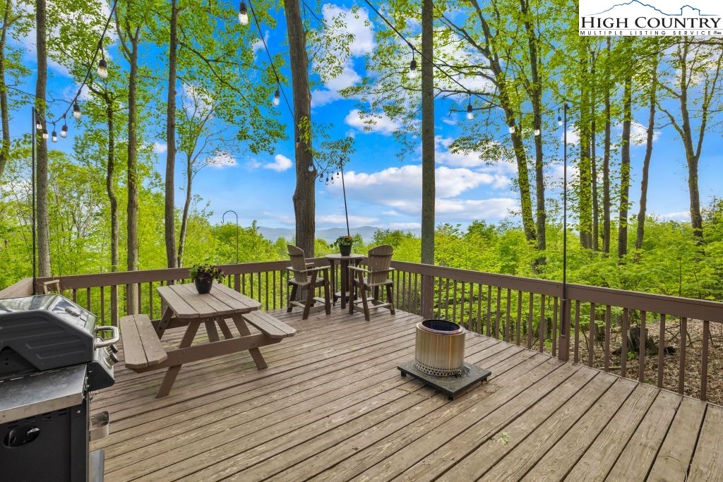 844 Pine Ridge Road