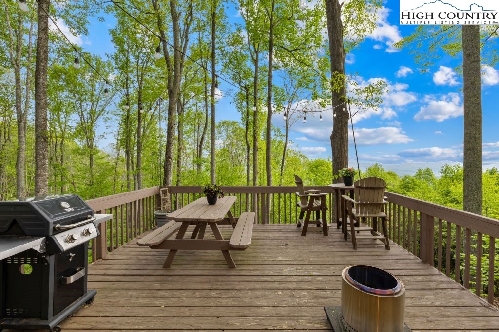 844 Pine Ridge Road